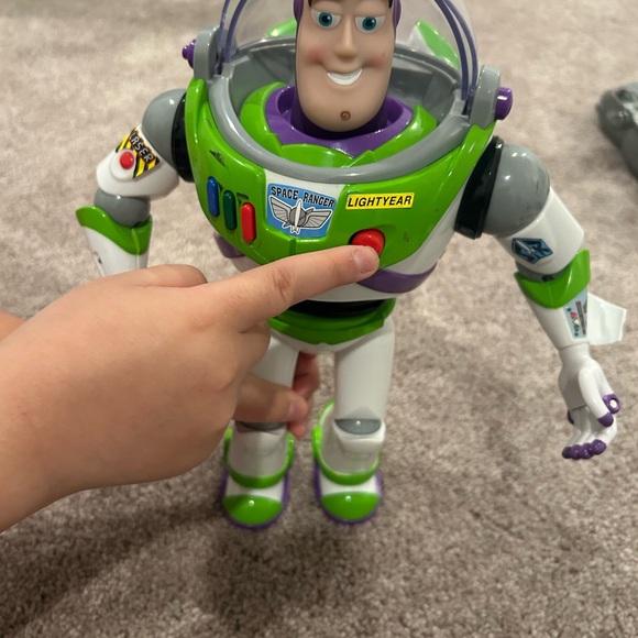 Disney Store Buzz Lightyear Talking Action Figure - Picture 5 of 12